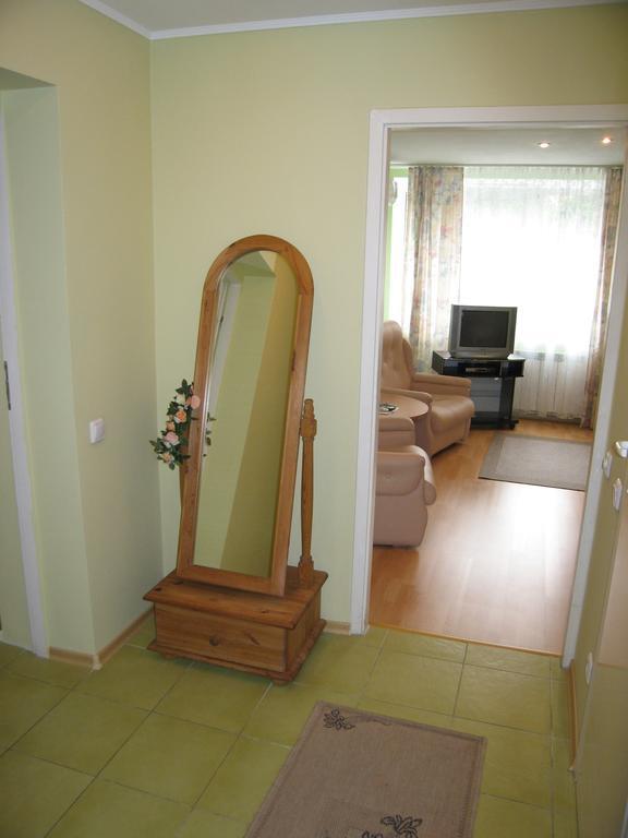 Hotel Service Predslava On Antonovicha Street Kyiv Room photo